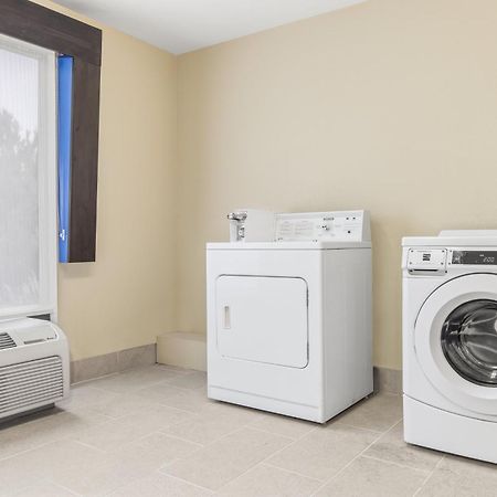 Holiday Inn Express & Suites - Hardeeville-Hilton Head By Ihg Luaran gambar