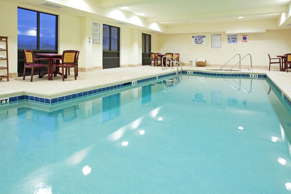Holiday Inn Express & Suites - Hardeeville-Hilton Head By Ihg Luaran gambar