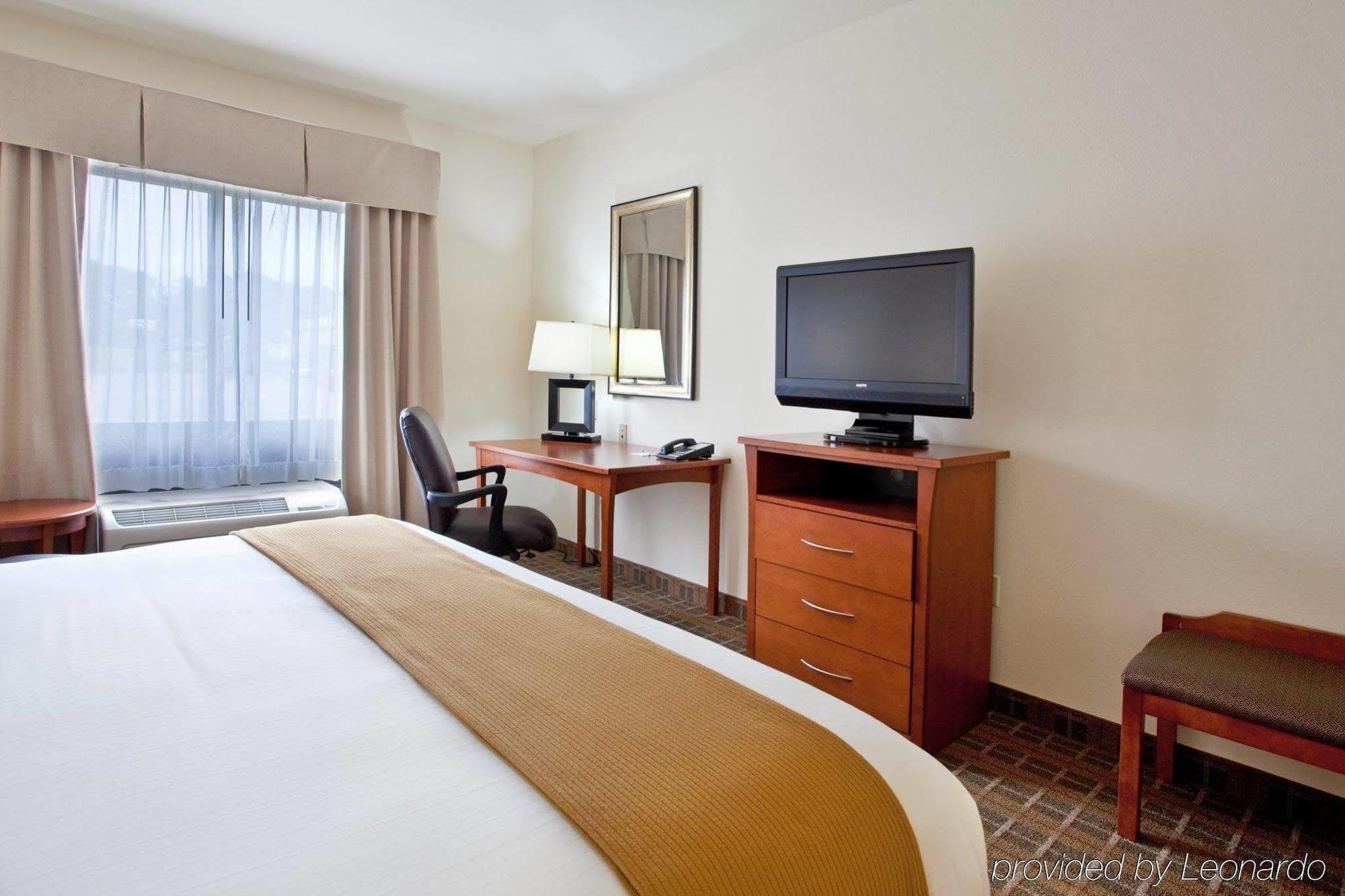 Holiday Inn Express & Suites - Hardeeville-Hilton Head By Ihg Luaran gambar
