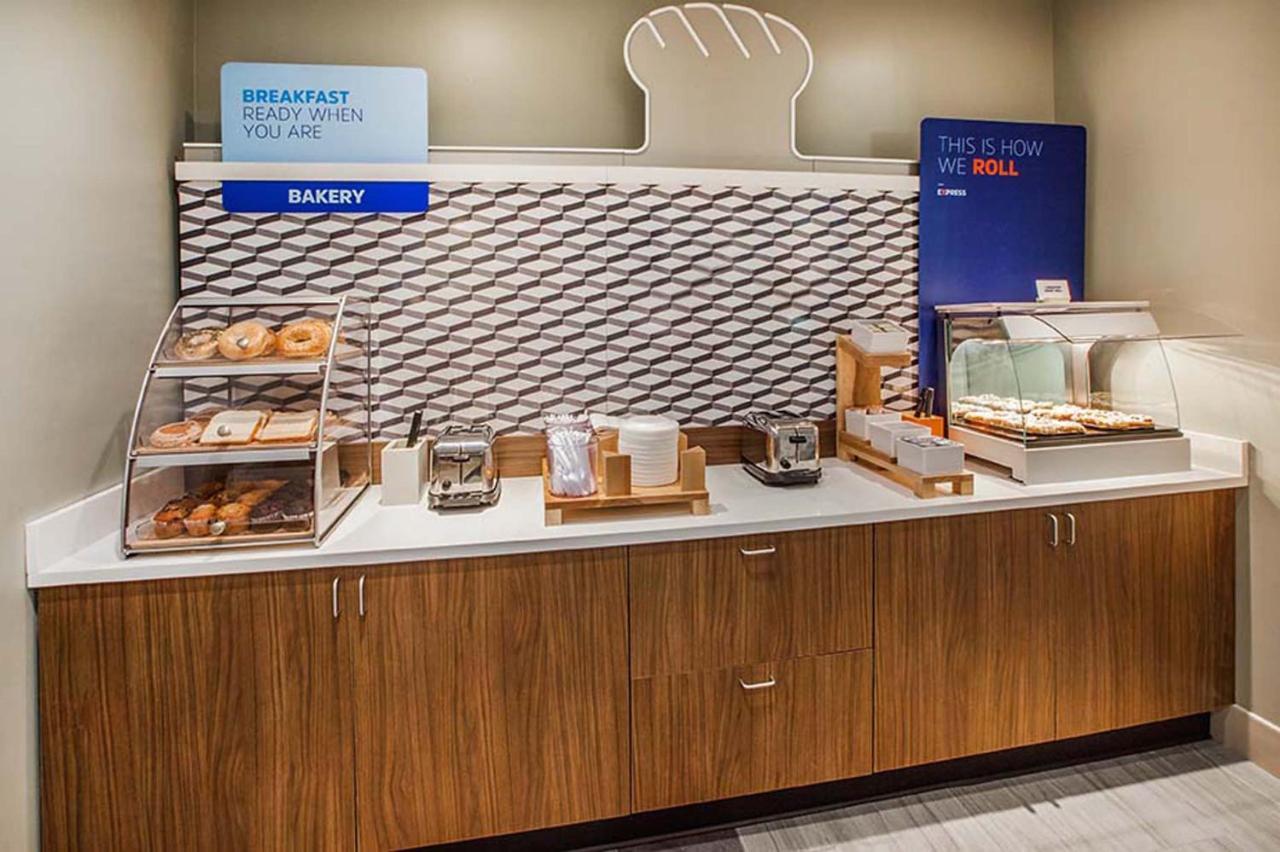 Holiday Inn Express & Suites - Hardeeville-Hilton Head By Ihg Luaran gambar